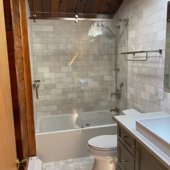 glass shower door for bathtub